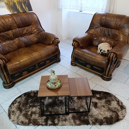 Ubytovani Straz Apartamento *